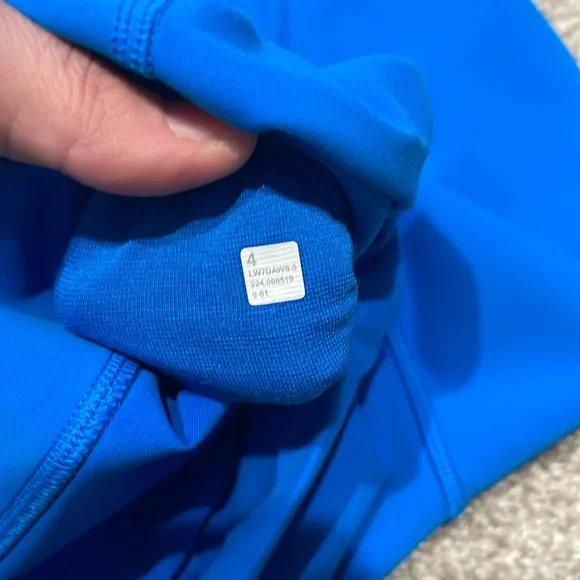 NWT Lululemon wunder train shorts 6” POOLSIDE BLUE PRIDE SZ 4